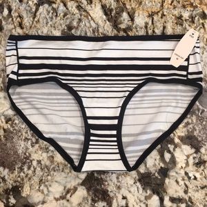NWT VS hiphugger panties
